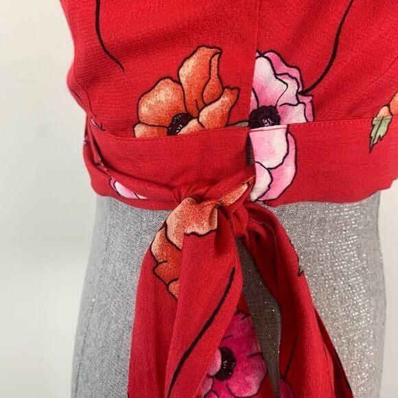 Forever21 Red Floral Crop Wrap‎ Top Tie Waist - Picture 4 of 8